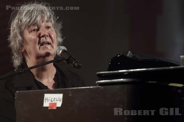 JACQUES HIGELIN - 2013-07-21 - PARIS - Parvis de l'Hotel de Ville - 